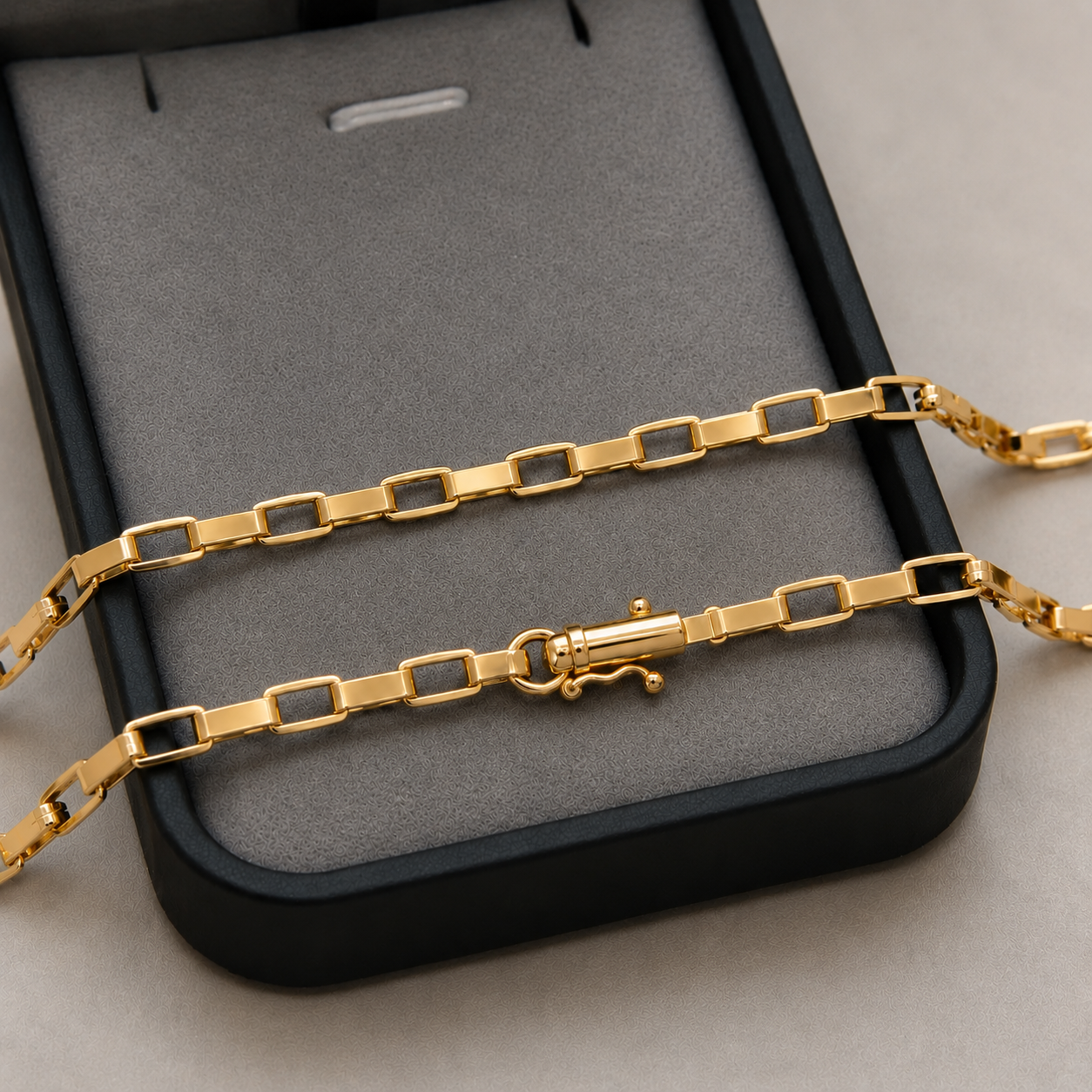 CORRENTE TIJOLINHO 4MM - BANHADA A OURO 18K