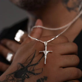 PINGENTE CRUCIFIXO M - 2,5 GRAMAS - PRATA 925